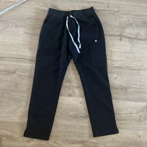 Figs YOLA black scrub pants, size small, length petite